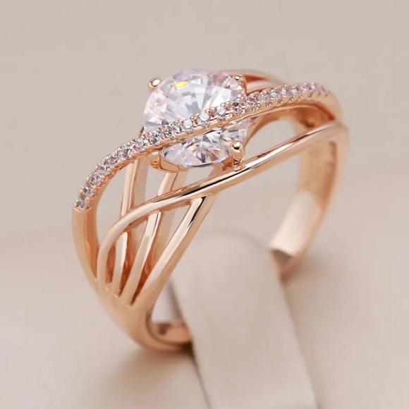 585 Rose Gold & Moissante Ring Size 8 - Picture 5 of 8